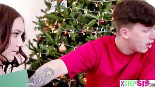 Stepsis and bestie share stepbro his large dong on Xmas morning