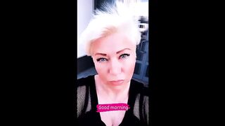 Aged Cinderella bangs herself in the cunt with the sharp heel of her shoe... What a magical bitch!