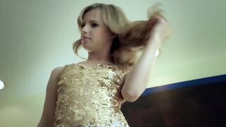 Hawt blond groans in enjoyment as this babe rides a giant ramrod to a spunk flow