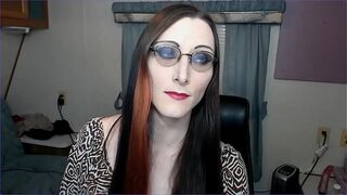 Hot tranny camgirl flopping her large jock