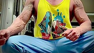 Heterosexual dude is homosexual for pay