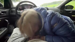 Outdoor Car Oral-sex Spunk flow Unfathomable Mouth Squirt Pair Blond mother I'd like to fuck Squirt