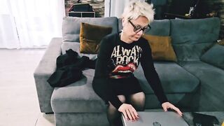 I Had to Elect Between Working or Using a Sex-toy on My Older mother I'd like to fuck Cunt