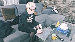 I Had to Elect Between Working or Using a Sex-toy on My Older mother I'd like to fuck Cunt