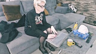 I Had to Elect Between Working or Using a Sex-toy on My Older mother I'd like to fuck Cunt