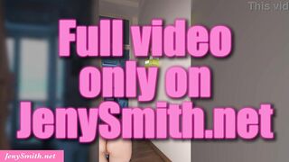 Jeny Smith, an over-40, flirtatious and handsome hotwife mother I'd like to fuck, paid a visit to an adult learner with the intention of showing him how to cook pancakes.