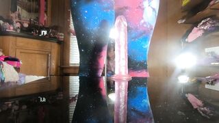 Trans whore Daphne bangs herself on the table with her pink sextoy