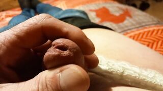 Roberta TV plays with the rod