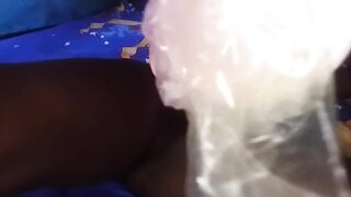 AMATEUR BLACK PUT IN DOVE BOTTLE INSIDE WHILST MASTERBATE PREVIOUS TO CLIMAX