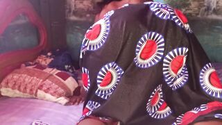 DRY HUMPING THE DAYBED TILL MY AFRO GARMENT FALL OFF AND EXPOSE MY CUNT????????