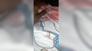 Amature playing in advance of bedtime but this babe widen her legs incase u wanna nuts inside her