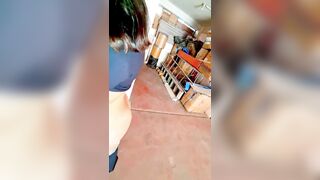 woman banging and sucking knob in a Bogota garage