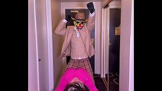 small model likes clowns obviously