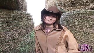 Cwogirl gets exposed in the centre of a farm