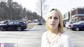 Za pieniądze kupiłem sex z eighteen-letnią nieznajomą dziewczyną z dużym tyłkiem - POLSKIE PORNO