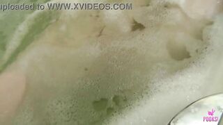 Snatch Masturbation In The Hawt Tub! Amaris T Plays With Her T