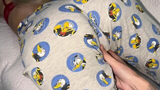 Stepmom was lying reading a book and helped to cum on her hawt elastic butt