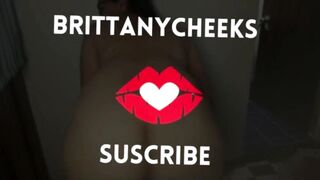 Loading clip youthful virgin masturbates and secretly has her juicy vagina on the balcony