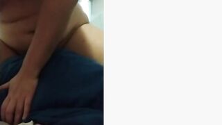 Frotando mi coñito ???? (Pero no con otro coño ☹️)