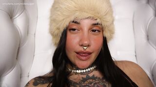 pendeja argentina caprichosa te humilla a vos, y a tu novia: por manicero y cornudo