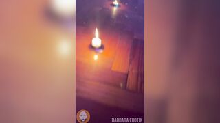 BARBARAEROTIK me masajea con sus enormes tetas y su gran culo. Clip en mi canal