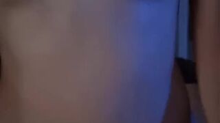 Colegiala mexicana monta verga hasta que la dejan llena de goo