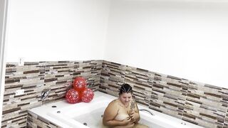 STEPMOTHER BANGS HER STEPSON IN THE JACUZZI WHEN HER SPOUSE IS NOT AROUND