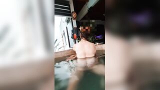 Esposa compartida con amigo