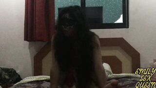 Colegiala adicta al sexo (parte three) Emily Sex Queen