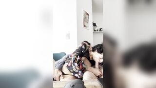 Mi novia se pone cachonda mientras edito nuestro movie de POV