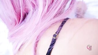 Me encanta que me penetren de perrito, cada vez que llega mi primastro de vicita, así lo recibo