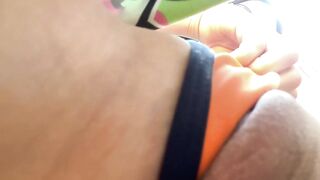 SAKURAYEN hace show caliente en amaca, toca su rico coño por encima de la ropa es muy excitante