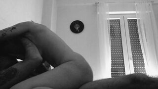 Me follan duro el culo, no puedo parar de gemir soy una buena chica sumisa