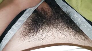 Polla latin chick pide ser pajeada a media noche