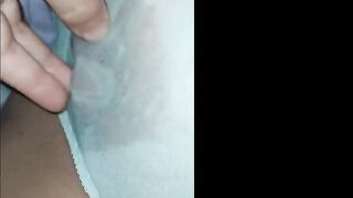 Me encanta como se ve mi coño en braguitas transparentes ????