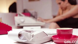 GIRLCORE Boss Alexis Fawx Eats April O'Neil Under the Desk