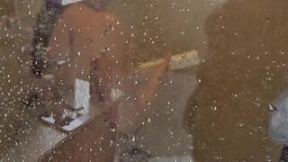 la grabe desnudita en la ducha