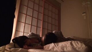 A mix-up with the room order, ends up sharing the same room with my busy colleague. - Night Crawling! two-two