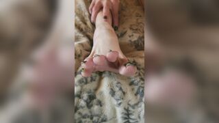 Goode Gal Gives Body Worship JOI