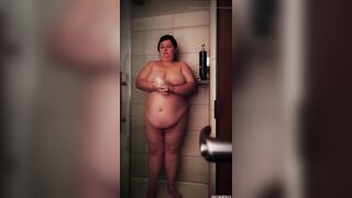 LARGE BOOBS big beautiful woman WENCH SHYSKIESXX