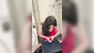Sissy piddles over face and throat and ends up pouring void urine all over herself