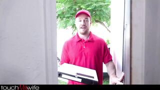 TouchMyWife - Delivering BWC to Sexually excited Blond Hotwife - Addison Lee