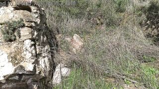 Cheating Italian cuckold wife lets stranger screw her dark hole outdoor