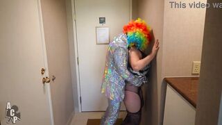 White Thot Likes Ebony Penis & Bettter Than Ebony Penis That babe Likes Gibby The Clown