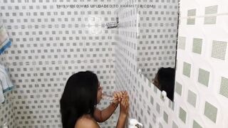 Doxy gets screwed, in her stepbrother's baths secretly