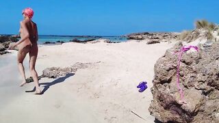 Bizarre Bikini In Public!