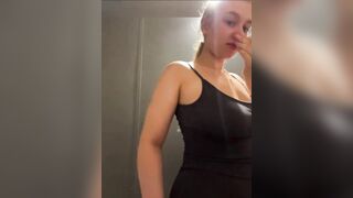 Public banging in the gym Close up