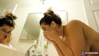 Abbie Maley can't keep her hands off her chap's thick weenie