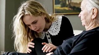 Blondie enjoys mature hotties ai clip