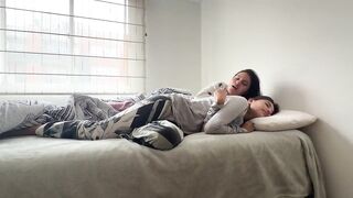 Morning Sex Between Lesbos